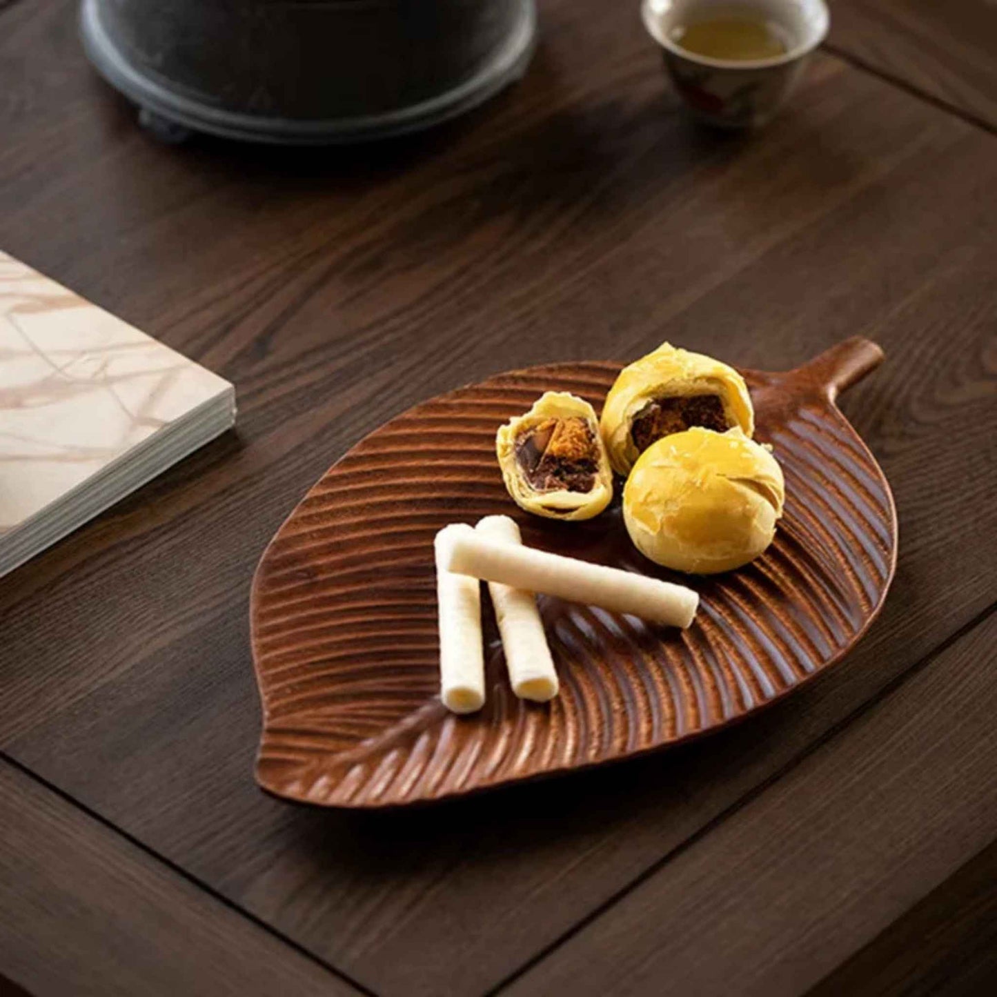 Wooden Leaf Serving Tray – Japanese Style Snack, Fruit & Dessert Plate
